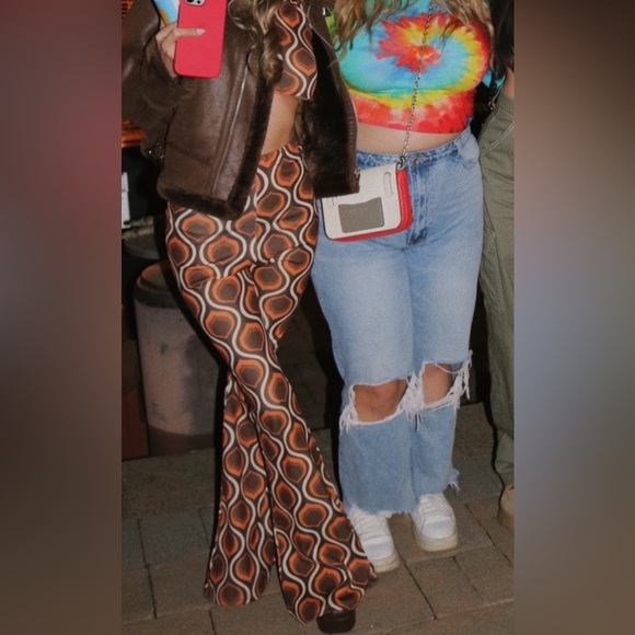 FashionKilla 70’s Print top and flare pant set - Picture 7 of 16